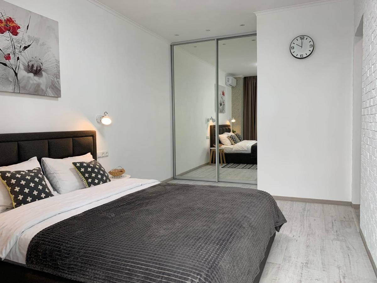 West Street Lux Apartments Kiev Esterno foto