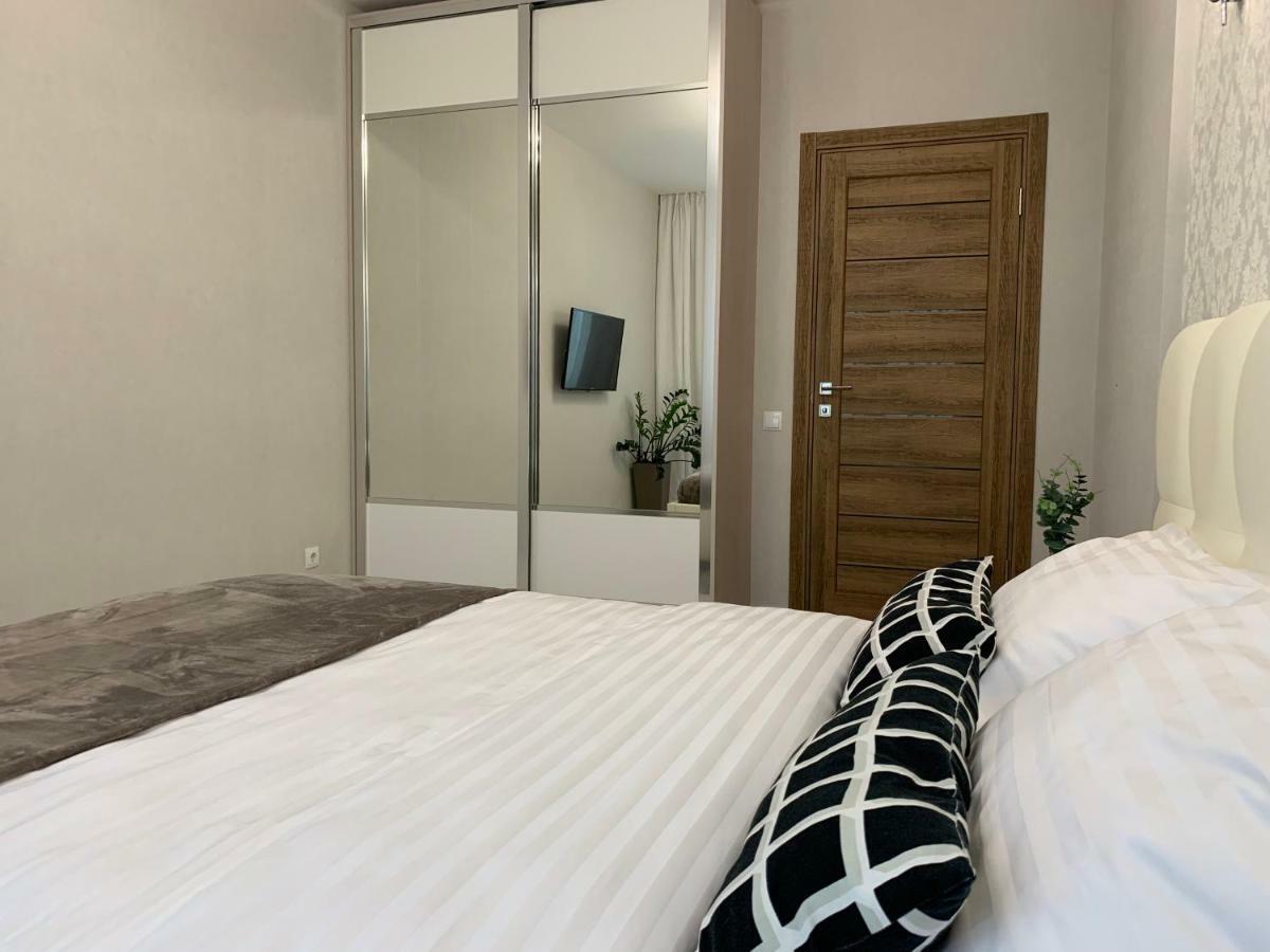 West Street Lux Apartments Kiev Esterno foto